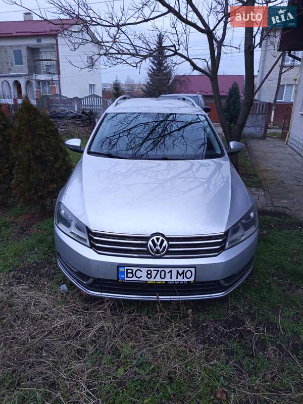 Універсал Volkswagen Passat 2011 в Шептицькому