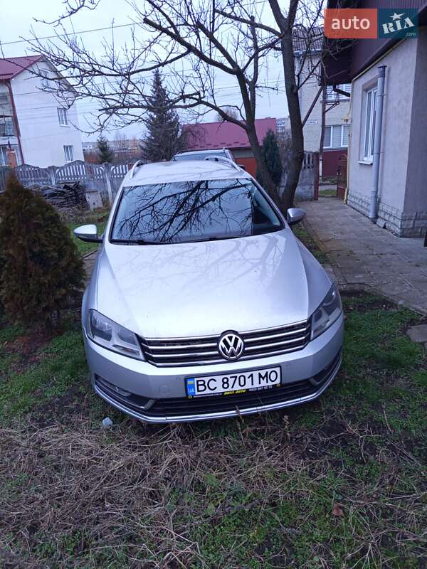 Універсал Volkswagen Passat 2011 в Шептицькому