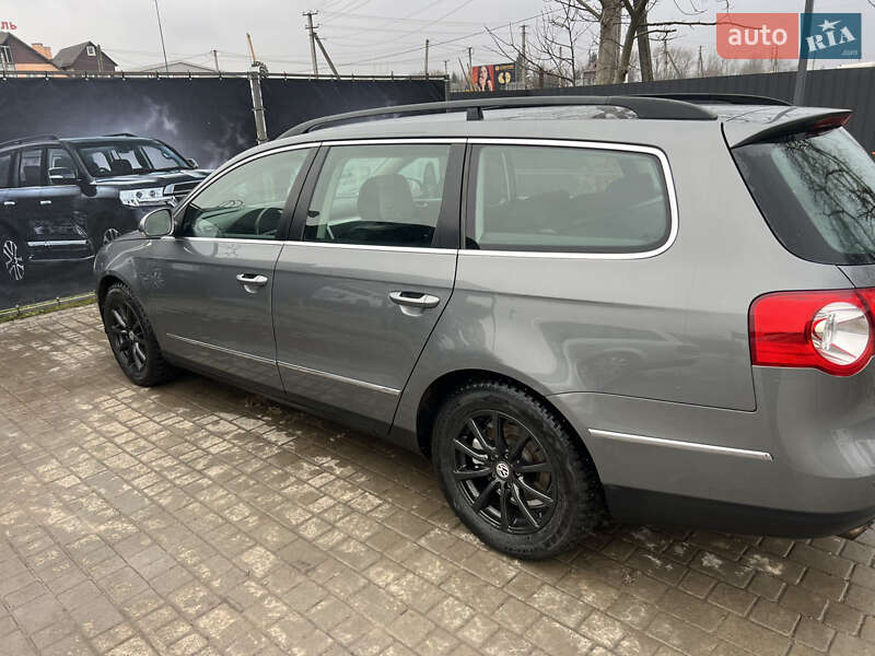 Універсал Volkswagen Passat 2008 в Рогатині
