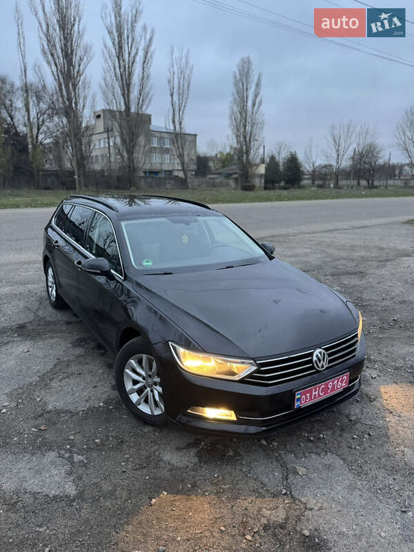 Універсал Volkswagen Passat 2015 в Білгороді-Дністровському
