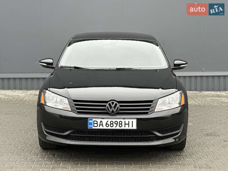 Седан Volkswagen Passat 2012 в Кропивницком