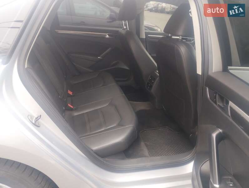 Седан Volkswagen Passat 2017 в Києві фото 11 Седан Volkswagen Passat 2017 в Києві