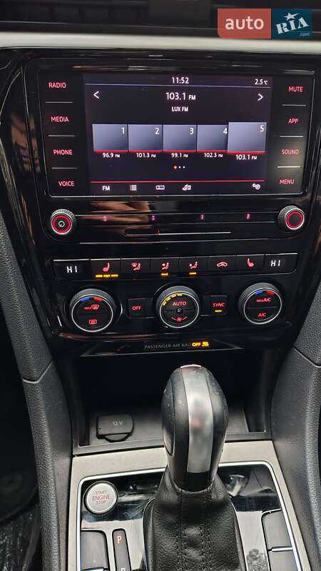 Седан Volkswagen Passat 2021 в Києві