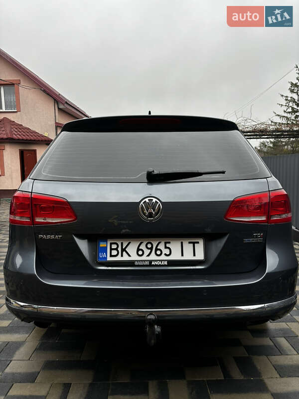 Универсал Volkswagen Passat 2012 в Березному