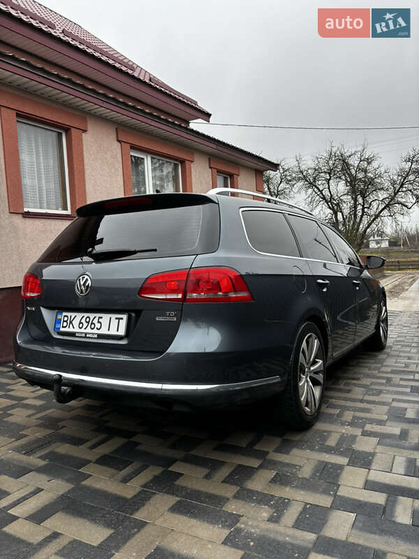 Универсал Volkswagen Passat 2012 в Березному