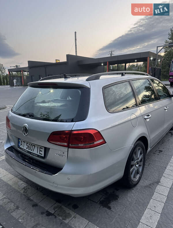 Универсал Volkswagen Passat 2011 в Ивано-Франковске