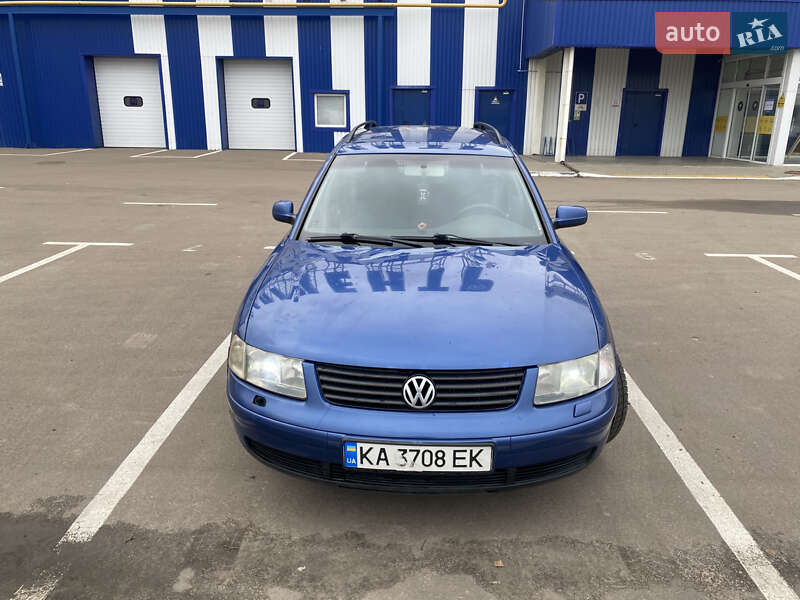 Универсал Volkswagen Passat 2000 в Киеве