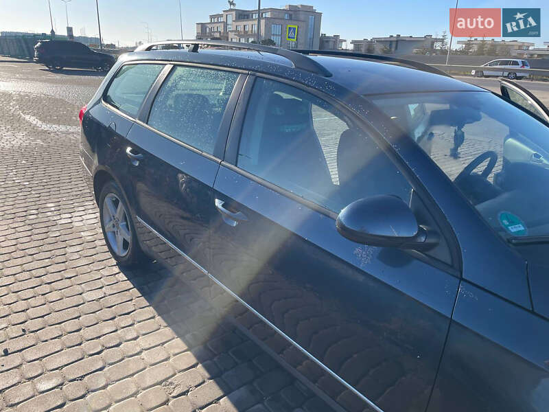 Универсал Volkswagen Passat 2005 в Львове