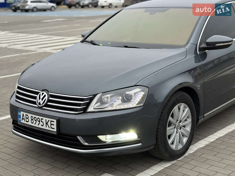 Седан Volkswagen Passat 2011 в Виннице