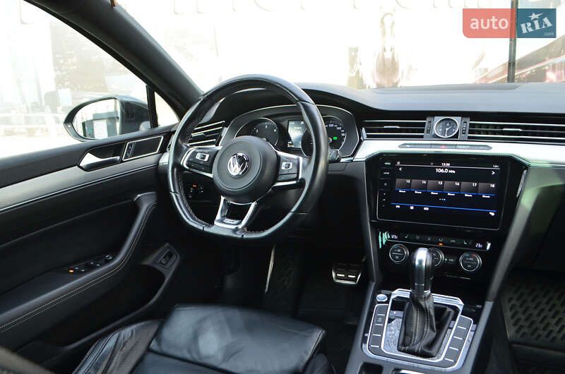 Універсал Volkswagen Passat 2017 в Києві