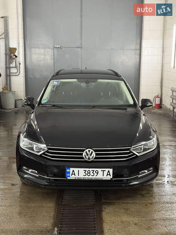 Універсал Volkswagen Passat 2016 в Києві