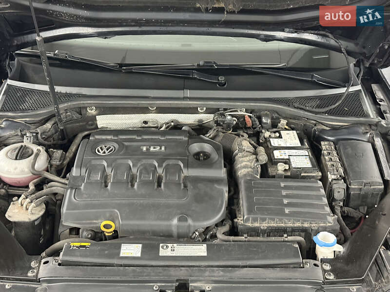 Універсал Volkswagen Passat 2016 в Києві