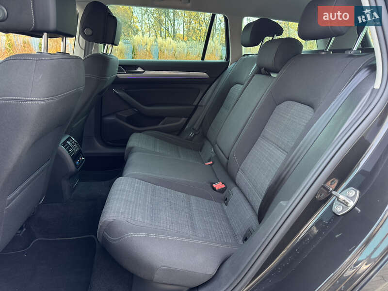 Універсал Volkswagen Passat 2020 в Луцьку фото 24 Універсал Volkswagen Passat 2020 в Луцьку