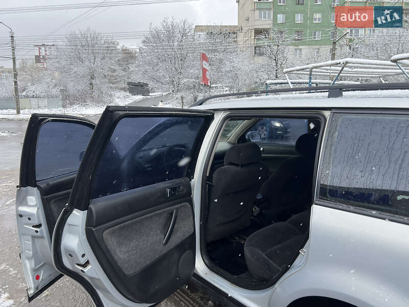 Универсал Volkswagen Passat 1999 в Черновцах