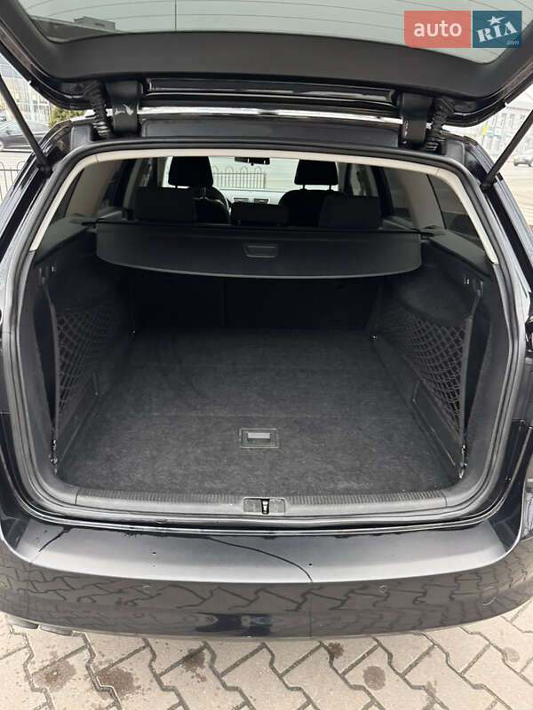 Универсал Volkswagen Passat 2013 в Киеве