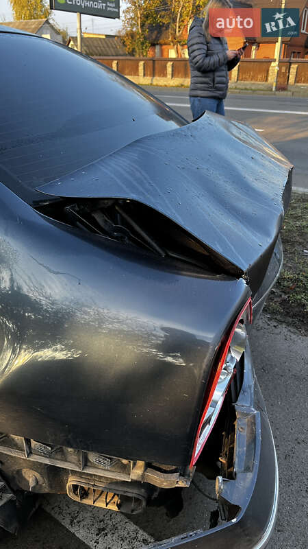 Седан Volkswagen Passat 2005 в Броварах