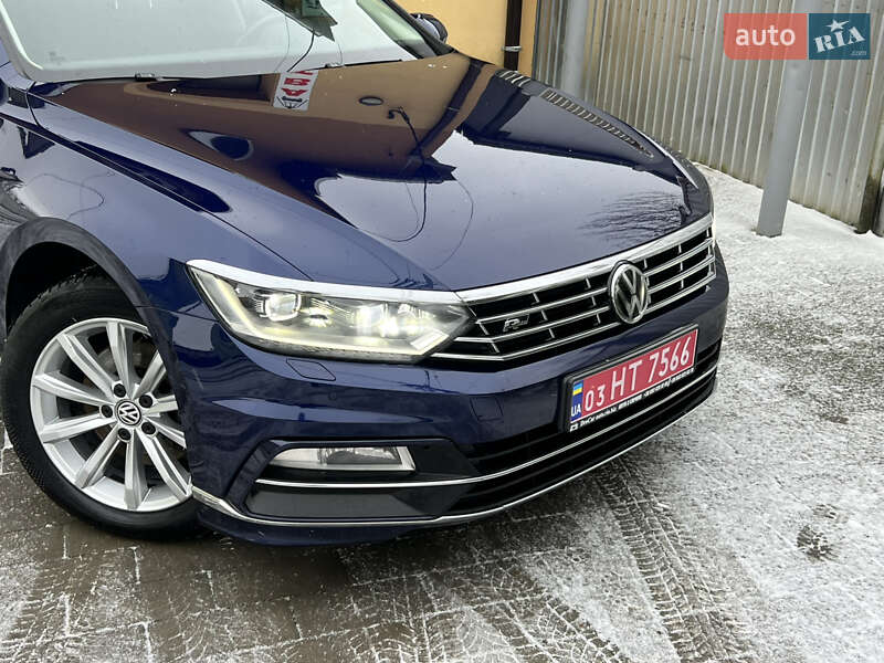 Седан Volkswagen Passat 2019 в Дрогобыче