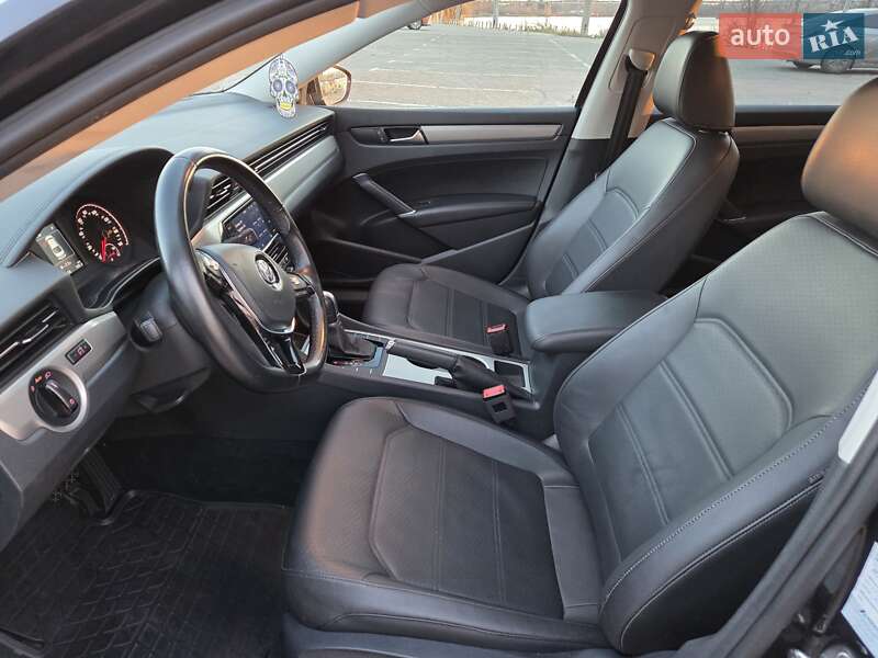 Седан Volkswagen Passat 2020 в Києві