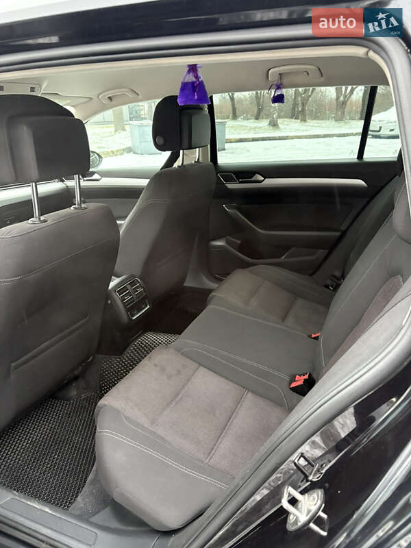 Універсал Volkswagen Passat 2015 в Стрию