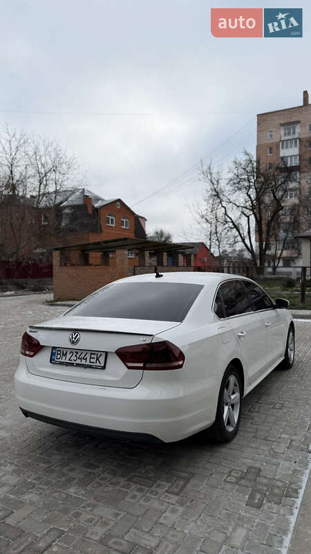 Седан Volkswagen Passat 2013 в Сумах