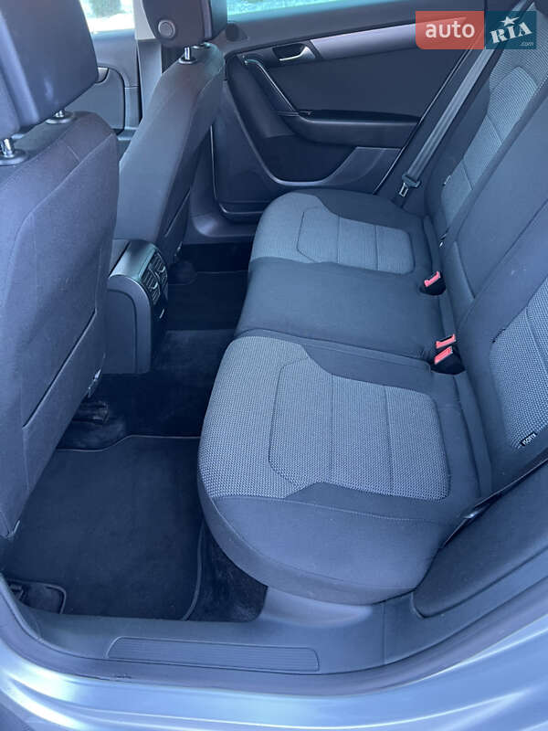 Универсал Volkswagen Passat 2014 в Ровно