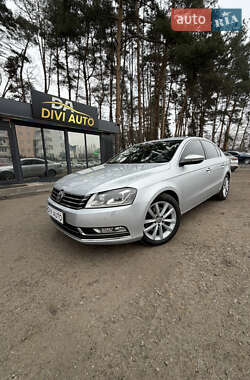 Седан Volkswagen Passat 2012 в Киеве