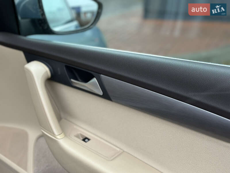 Универсал Volkswagen Passat 2011 в Дрогобыче фото 69 Универсал Volkswagen Passat 2011 в Дрогобыче