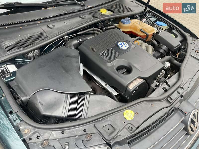 Універсал Volkswagen Passat 2001 в Овручі
