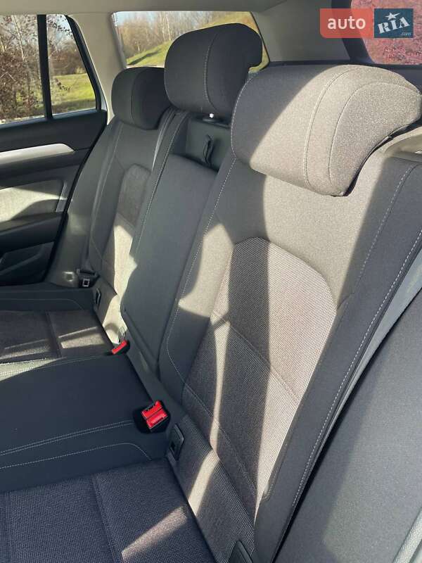 Универсал Volkswagen Passat 2016 в Звягеле