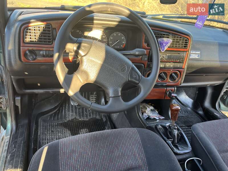 Седан Volkswagen Passat 1995 в Костополе фото 7 Седан Volkswagen Passat 1995 в Костополе