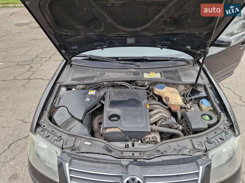 Седан Volkswagen Passat 2003 в Черкассах