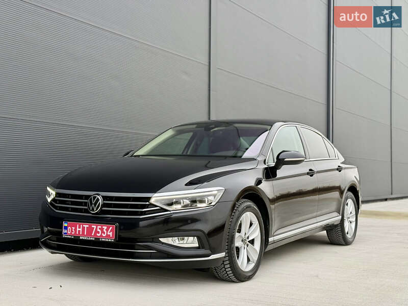 Седан Volkswagen Passat 2022 в Броварах