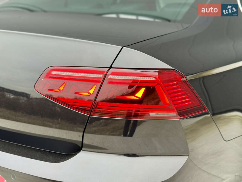 Седан Volkswagen Passat 2022 в Броварах