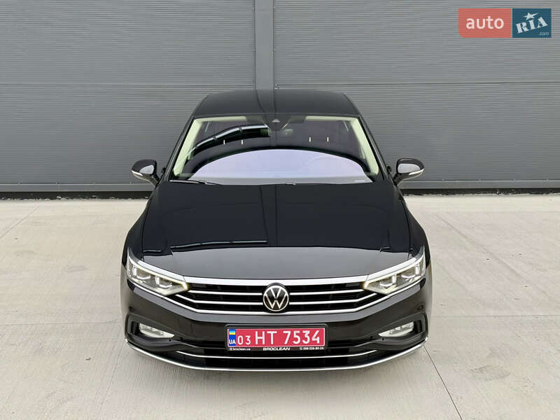 Седан Volkswagen Passat 2022 в Броварах
