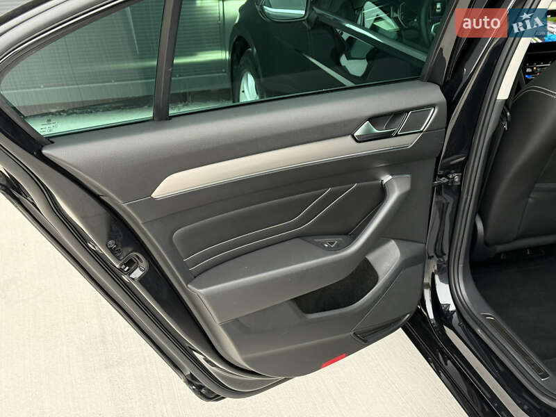 Седан Volkswagen Passat 2022 в Броварах