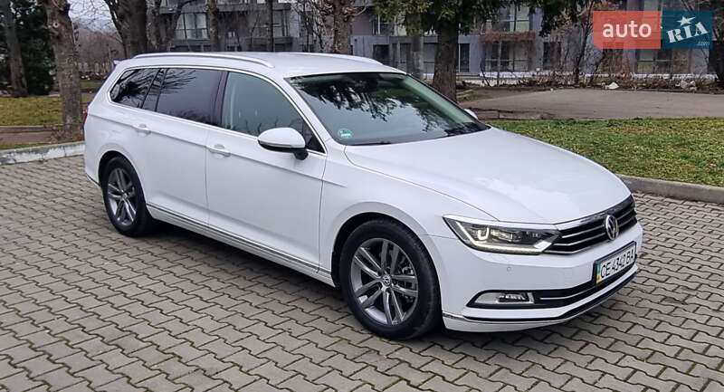 Універсал Volkswagen Passat 2015 в Чернівцях