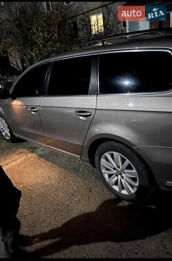 Універсал Volkswagen Passat 2011 в Галичі