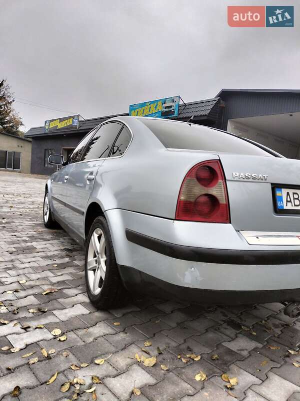 Седан Volkswagen Passat 2000 в Дашеве