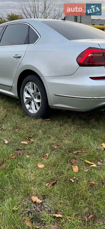 Седан Volkswagen Passat 2017 в Конотопе
