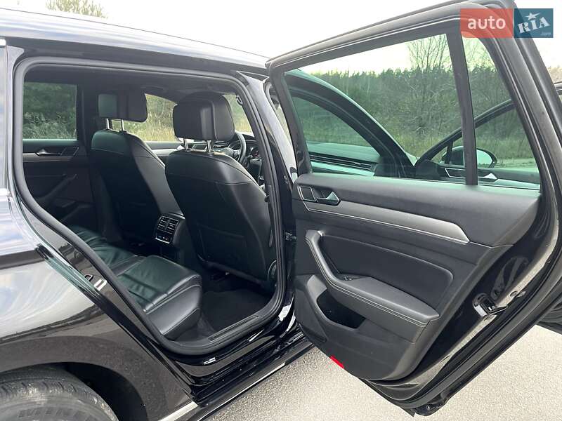 Универсал Volkswagen Passat 2017 в Житомире фото 9 Универсал Volkswagen Passat 2017 в Житомире