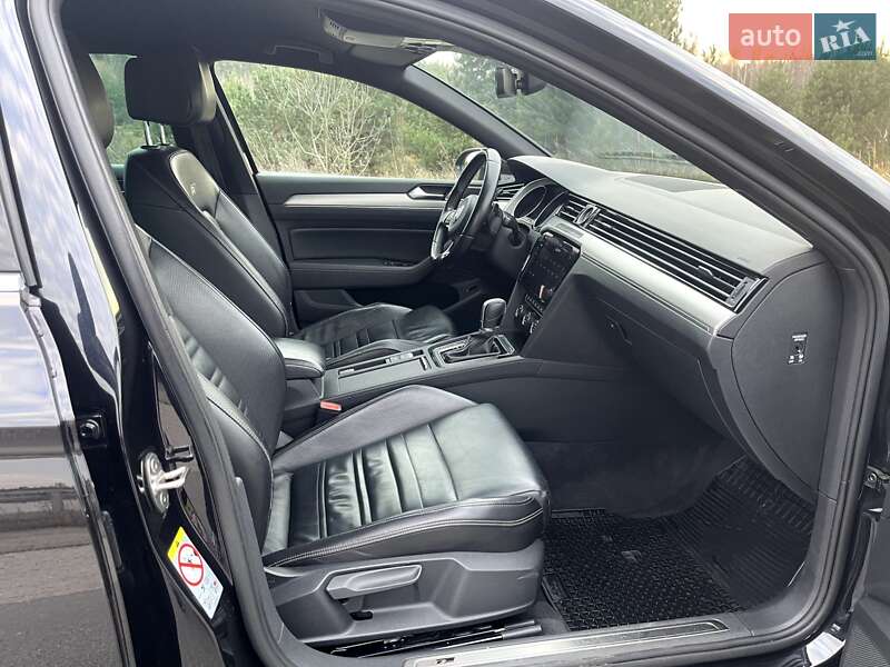 Универсал Volkswagen Passat 2017 в Житомире фото 15 Универсал Volkswagen Passat 2017 в Житомире