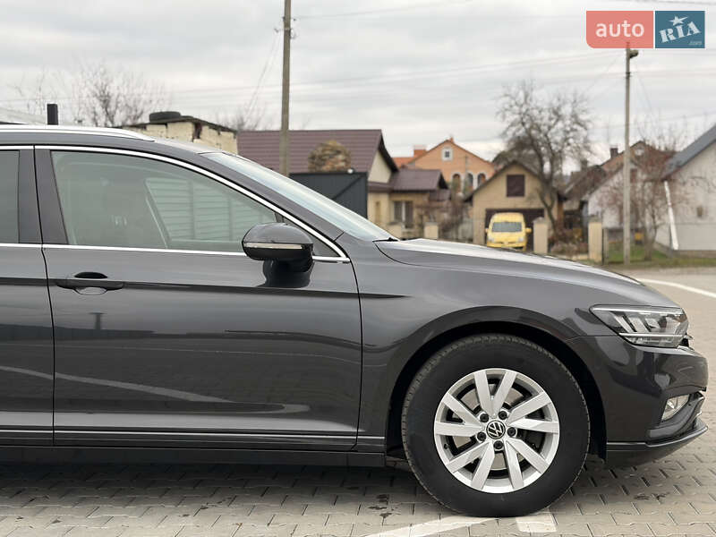Универсал Volkswagen Passat 2020 в Дубно