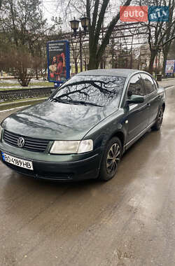 Седан Volkswagen Passat 1997 в Тернополі