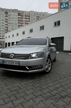 Універсал Volkswagen Passat 2011 в Хмельницькому