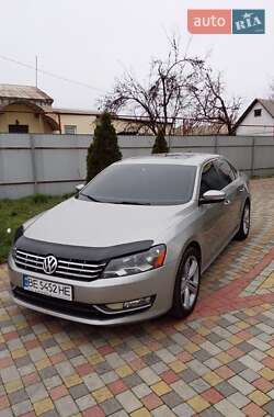 Седан Volkswagen Passat 2013 в Дніпрі