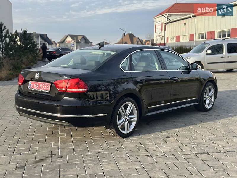 Седан Volkswagen Passat 2012 в Луцке