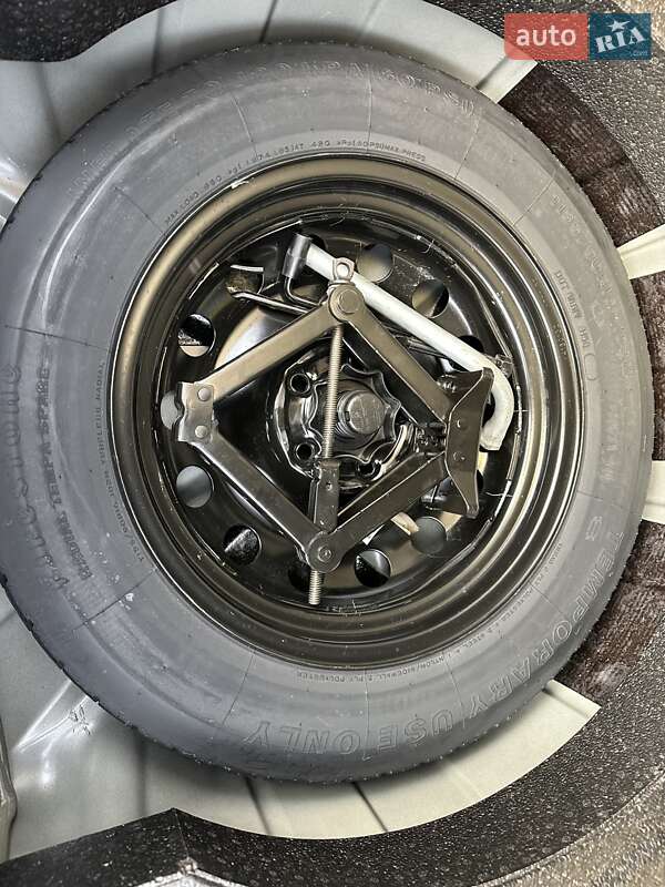 Седан Volkswagen Passat 2012 в Луцке