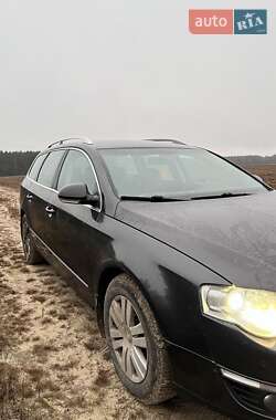 Універсал Volkswagen Passat 2008 в Сарнах