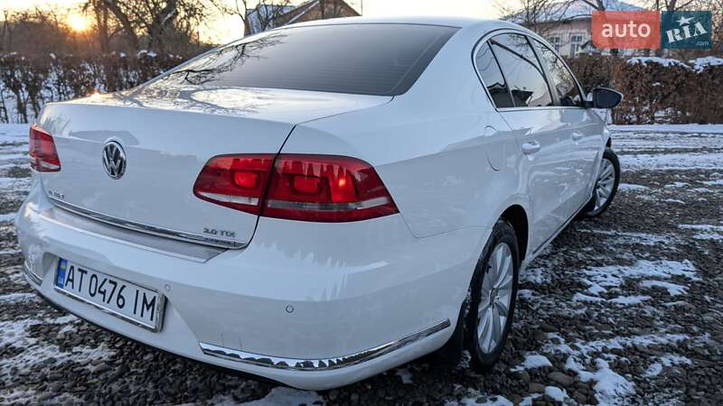 Седан Volkswagen Passat 2013 в Ивано-Франковске