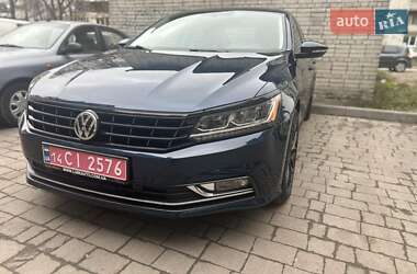 Седан Volkswagen Passat 2018 в Львові
